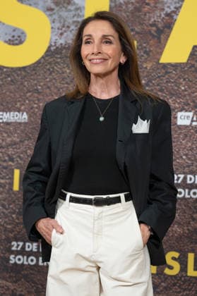 February 25, 2026, Madrid, Spain: Ana Belen attends the Islas photocall at Hotel Urso in Madrid. Madrid Spain - ZUMAs197 20260225_aaa_s197_047 Copyright: xAtilanoxGarciax