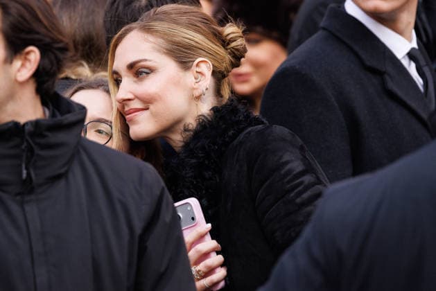 News - Fendi - Celebrity arrivals - Milan Fashion Week - Womenswear Fall Winter 2026 2027 Chiara Ferragni is seen leaving the Fendi fashion show during the Milan Fashion Week - Womenswear Fall Winter 2026 2027 on February 25, 2026 in Milan, Italy. Photo: Cinzia Camela. Milan Via Solari, 35 Italy Copyright: xCinziaxCamelax xLiveMediax LPN_2314698