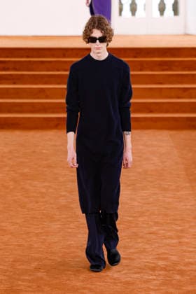 Jil Sander Fashion Show Ready to Wear Men Collection Fall Winter 2026 2027 at Milan Fashion Week MLFW , on February 25, 2026 Bestimage Runway Jil Sander Fashion Show Ready to Wear Men Collection Fall Winter 2026 2027 at Milan Fashion Week, on February 25, 2026 Milan Italy  Copyright: xAgencex xBestimagexAgencex xBestimagex