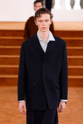 Jil Sander Fashion Show Ready to Wear Men Collection Fall Winter 2026 2027 at Milan Fashion Week MLFW , on February 25, 2026 Bestimage Runway Jil Sander Fashion Show Ready to Wear Men Collection Fall Winter 2026 2027 at Milan Fashion Week, on February 25, 2026 Milan Italy  Copyright: xAgencex xBestimagexAgencex xBestimagex