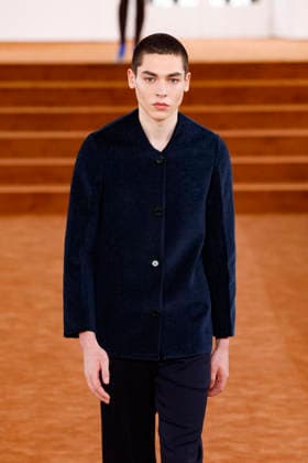 Jil Sander Fashion Show Ready to Wear Men Collection Fall Winter 2026 2027 at Milan Fashion Week MLFW , on February 25, 2026 Bestimage Runway Jil Sander Fashion Show Ready to Wear Men Collection Fall Winter 2026 2027 at Milan Fashion Week, on February 25, 2026 Milan Italy  Copyright: xAgencex xBestimagexAgencex xBestimagex