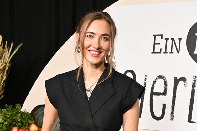 Emmy Pilawa beim Fotocall zur Premiere der neuen Daily Ein Hof zum Verlieben (Sat.1 und Joyn, ab 2.03.2026 um 18.00 Uhr) am 25.02.2026 im Zoo Palast in Berlin Premiere der neuen Sat.1 Daily Ein Hof zum Verlieben in Berlin