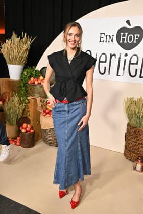 Emmy Pilawa beim Fotocall zur Premiere der neuen Daily Ein Hof zum Verlieben (Sat.1 und Joyn, ab 2.03.2026 um 18.00 Uhr) am 25.02.2026 im Zoo Palast in Berlin Premiere der neuen Sat.1 Daily Ein Hof zum Verlieben in Berlin