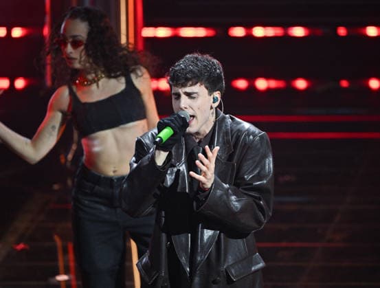 February 25, 2026, Sanremo, Italy: Italian singer LDA performs on stage at the Ariston theatre during the 76th edition of the Sanremo Italian Song Festival, in Sanremo, Italy, 25 February 2026. The music festival will run from 24 to 28 February 2026. ANSA RICCARDO ANTIMIANI. Sanremo Italy  - ZUMAa110 20260225_zaf_a110_120 Copyright: xRiccardoxAntimianix