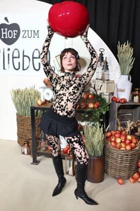 Premiere Ein Hof zum Verlieben Carlotta Truman Premiere der neuen SAT.1-Daily Ein Hof zum Verlieben im Zoo Palast Berlin Datum: 25.02.2026 Copyright: xEventpress Kratschx
