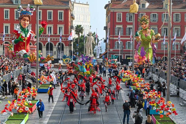 News Themen der Woche KW09 NEWS : Carnaval de Nice 2026 Vive la Reine , Ã Nice - 25 02 2026 Batailles de Fleurs. Du 11 fÃ vrier au 01 mars 2026 - Carnaval de Nice 2026 Vive la Reine , Ã Nice. PARISFrance  Copyright: xLIONELxURMANx