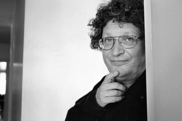 Portrait of Rene JACOBS (conductor, opera singer) at his place in Marais district 22 09 2005 Philippe Matsas Opale.photo RECORD DATE NOT STATED