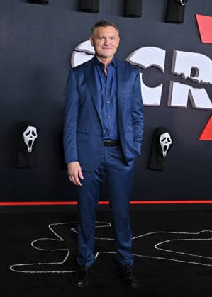 ˜Scream 7™ Global Premiere Kevin Williamson arriving to the Scream 7 global premiere held at the Paramount Theatre on February 25, 2026 in Los Angeles, Ca. Los Angeles Paramount Theatre California USA Copyright: xLisaxOConnor xAFF-USA.COMx