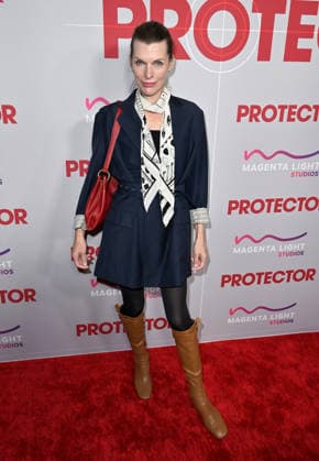 ˜Protector™ Los Angeles Special Screening Milla Jovovich arriving at the Protector Los Angeles special screening held at AMC The Grove on February 25, 2026 in Los Angeles, Ca. Los Angeles AMC The Grove California USA Copyright: xLeexWatt AFF-USA.COMx