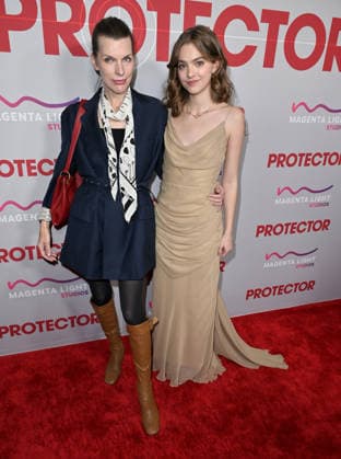 ˜Protector™ Los Angeles Special Screening Milla Jovovich and Isabel Myers arriving at the Protector Los Angeles special screening held at AMC The Grove on February 25, 2026 in Los Angeles, Ca. Los Angeles AMC The Grove California USA Copyright: xLeexWatt AFF-USA.COMx