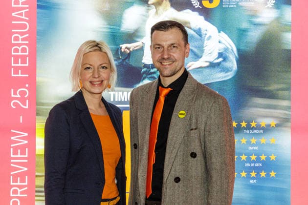 25.02.2026. Düsseldorf. Borussia Düsseldorf lädt zur exklusiven Preview von Marty Supreme ins CineStar Düsseldorf ein. Der Blockbuster erzählt die inspirierende Geschichte der Tischtennis-Legende Marty Reisman mit TimothÃ e Chalamet in der Hauptrolle. Und genau hinschauen lohnt sich, denn auch Timo Boll ist im Film zu sehen und sogar live vor Ort! Hier (l-r): Bürgermeisterin Clara Gerlach und Timo Boll Düsseldorf CineStar Hansaallee 245 Nordrhein-Westfalen Deutschland