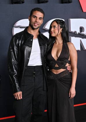 ˜Scream 7™ Global Premiere Mason Gooding and Emily Tosta arriving to the Scream 7 global premiere held at the Paramount Theatre on February 25, 2026 in Los Angeles, Ca. Los Angeles Paramount Theatre California USA Copyright: xLISAxOConnor xAFF-USA.COMx