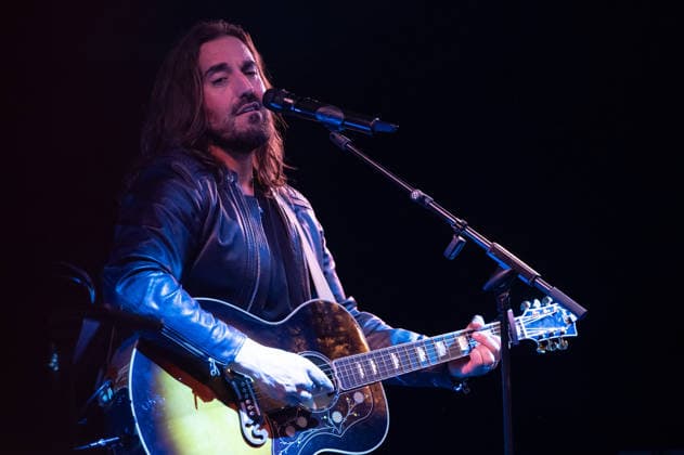 Andres Suarez Performs at the Circo Price - 25 Feb 2026 The singer Andres Suarez performs during his performance festival at the Circo Price on February 25, 2026, in Madrid, Spain Madrid Spain Copyright: xAtilanoxGarciax xSOPAxImagesx photos06568