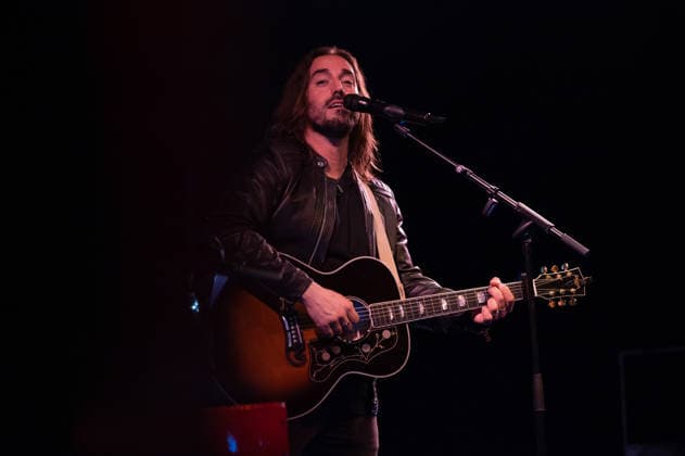 Andres Suarez Performs at the Circo Price - 25 Feb 2026 The singer Andres Suarez performs during his performance festival at the Circo Price on February 25, 2026, in Madrid, Spain Madrid Spain Copyright: xAtilanoxGarciax xSOPAxImagesx photos06564