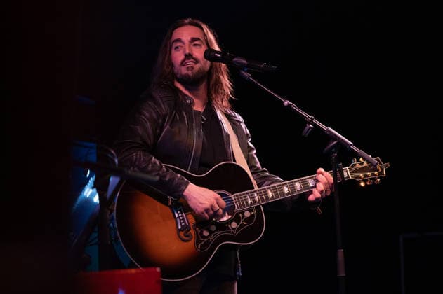 Andres Suarez Performs at the Circo Price - 25 Feb 2026 The singer Andres Suarez performs during his performance festival at the Circo Price on February 25, 2026, in Madrid, Spain Madrid Spain Copyright: xAtilanoxGarciax xSOPAxImagesx photos06565