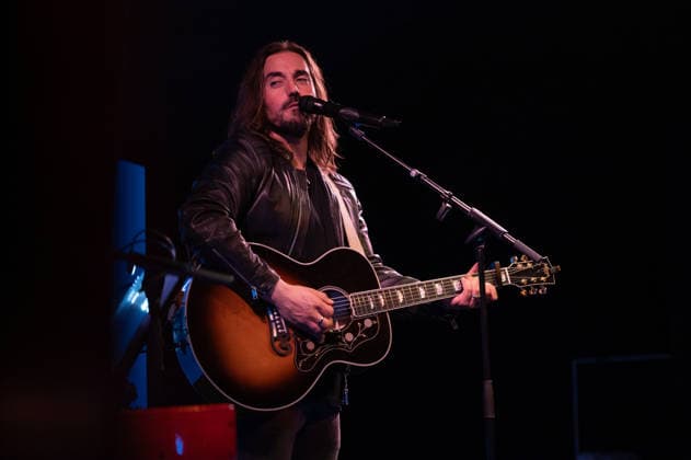 Andres Suarez Performs at the Circo Price - 25 Feb 2026 The singer Andres Suarez performs during his performance festival at the Circo Price on February 25, 2026, in Madrid, Spain Madrid Spain Copyright: xAtilanoxGarciax xSOPAxImagesx photos06569
