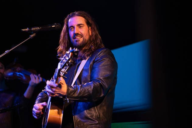 Andres Suarez Performs at the Circo Price - 25 Feb 2026 The singer Andres Suarez performs during his performance festival at the Circo Price on February 25, 2026, in Madrid, Spain Madrid Spain Copyright: xAtilanoxGarciax xSOPAxImagesx photos06578
