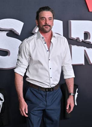 ˜Scream 7™ Global Premiere Skeet Ulrich arriving to the Scream 7 global premiere held at the Paramount Theatre on February 25, 2026 in Los Angeles, Ca. Los Angeles Paramount Theatre California USA Copyright: xLISAxOConnor xAFF-USA.COMx