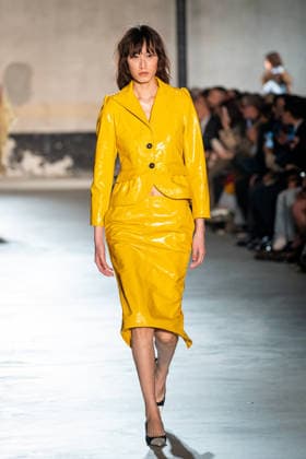 Mailand Fashion Week, N°21 Modenschau NÂ°21 fashion show during the Milan Fashion Week - Womenswear Fall Winter 2026 2027 in Milan, Italy, on 25 February 2026. A model walks the runway at NÂ°21 fashion show during the Milan Fashion Week - Womenswear Fall Winter 2026 2027 in Milan, Italy, on 25 February 2026., Credit:Stefano Costantino TTL Avalon Italy, Milan  Copyright: xStefanoxCostantinoxTTLx xAvalonx 1078270486