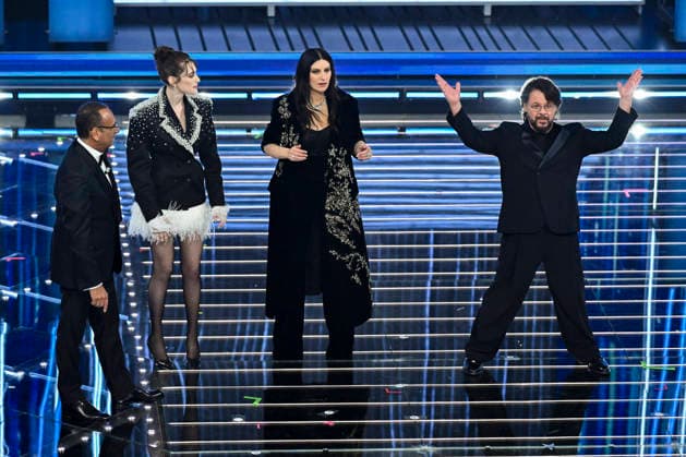 76th Italian Song Festival of Sanremo 2nd Evening Teatro Ariston - Sanremo, Italy Carlo Conti;Pilar Fogliati;Laura Pausini;LILLO Pasquale Petrolo 76th Italian Song Festival of Sanremo 2nd Evening Teatro Ariston - Sanremo, Italy 25th February 2026 SGPItalia id 134399_035 Not Exclusive  Copyright: xAlfonsoxCatalano SGPx
