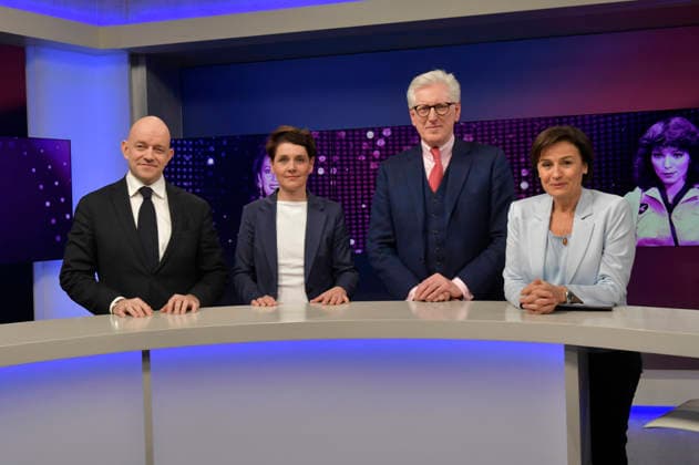 Marc Felix Serrao, Anna Lehmann, Theo Koll und Sandra Maischberger in der ARD-Talkshow maischberger im Studio Berlin Adlershof. Berlin, 25.02.2026