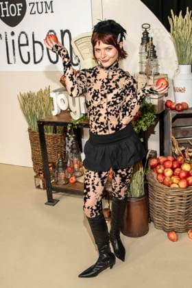 abb Carlotta Truman bei der Premiere der neuen SAT 1 Daily TV Serie Ein Hof zum Verlieben im Kino Zoopalast am Mittwoch 25. 02.2026 in Berlin Berlin Deutschland