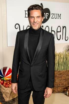 abb Stephan Kaefer bei der Premiere der neuen SAT 1 Daily TV Serie Ein Hof zum Verlieben im Kino Zoopalast am Mittwoch 25. 02.2026 in Berlin Berlin Deutschland