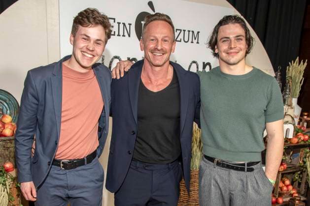 abb Michel Ben Seidel, Markus Ertelt und Nikolaus Lessky bei der Premiere der neuen SAT 1 Daily TV Serie Ein Hof zum Verlieben im Kino Zoopalast am Mittwoch 25. 02.2026 in Berlin Berlin Deutschland