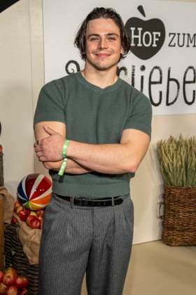 abb Nikolaus Lessky bei der Premiere der neuen SAT 1 Daily TV Serie Ein Hof zum Verlieben im Kino Zoopalast am Mittwoch 25. 02.2026 in Berlin Berlin Deutschland