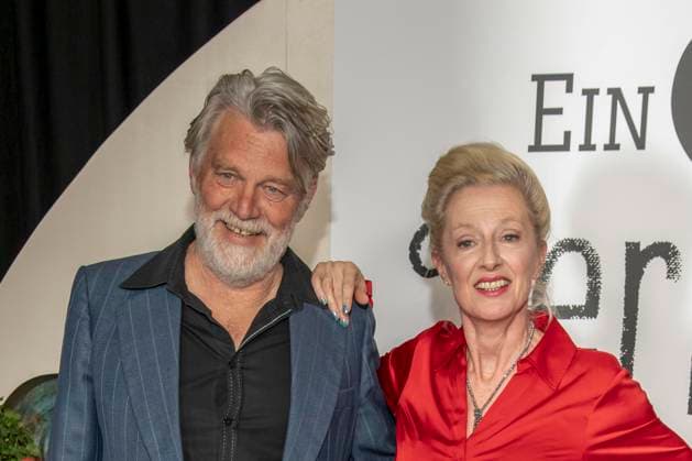 abb Katharina Hoffmann mit Volker Meyer Drabisch bei der Premiere der neuen SAT 1 Daily TV Serie Ein Hof zum Verlieben im Kino Zoopalast am Mittwoch 25. 02.2026 in Berlin Berlin Deutschland