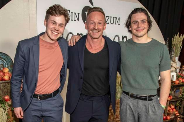 abb Michel Ben Seidel, Markus Ertelt und Nikolaus Lessky bei der Premiere der neuen SAT 1 Daily TV Serie Ein Hof zum Verlieben im Kino Zoopalast am Mittwoch 25. 02.2026 in Berlin Berlin Deutschland
