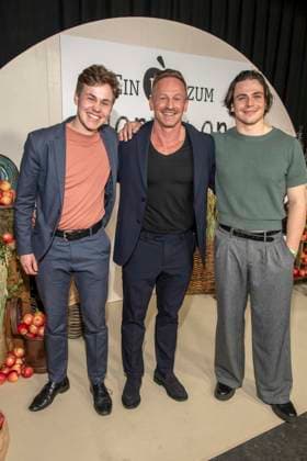 abb Michel Ben Seidel, Markus Ertelt und Nikolaus Lessky bei der Premiere der neuen SAT 1 Daily TV Serie Ein Hof zum Verlieben im Kino Zoopalast am Mittwoch 25. 02.2026 in Berlin Berlin Deutschland