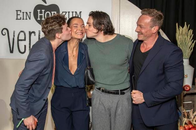 abb Michel Ben Seidel, Susan Hoecke, Nikolaus Lessky und Markus Ertelt bei der Premiere der neuen SAT 1 Daily TV Serie Ein Hof zum Verlieben im Kino Zoopalast am Mittwoch 25. 02.2026 in Berlin Berlin Deutschland