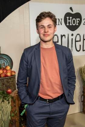 abb Michel Ben Seidel bei der Premiere der neuen SAT 1 Daily TV Serie Ein Hof zum Verlieben im Kino Zoopalast am Mittwoch 25. 02.2026 in Berlin Berlin Deutschland