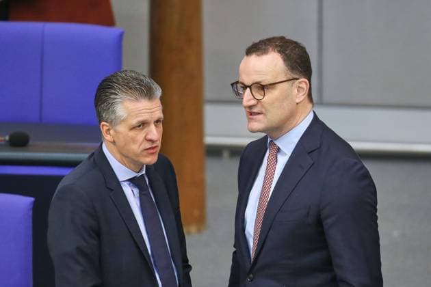 Berlin, Deutschland, 26.02.2026: Deutscher Bundestag: 59. Bundestagssitzung: Thorsten Frei und Jens Spahn, beide CDU *** Berlin, Germany, 26 02 2026 German Bundestag 59 Bundestag session Thorsten Frei and Jens Spahn, both CDU Copyright: xdtsxNachrichtenagenturx dts_108477
