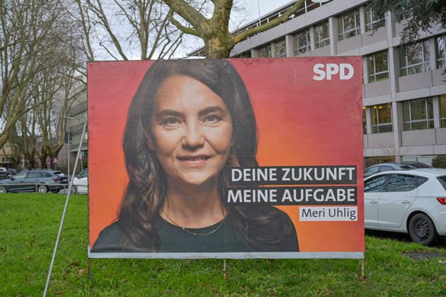Meri Uhlig, SPD, Plakat, Landtagswahl 2026, Karlsruhe, Baden-Württemberg, Deutschland *** Meri Uhlig, SPD, poster, state election 2026, Karlsruhe, Baden Württemberg, Germany