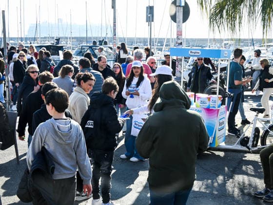 Sanremo, 76th Italian Song Festival - The city of Sanremo during the festival - stands and street food welcome hundreds of people  Copyright: xManuelexMangiarottix xipa-agency.netx xPoolxSanremox02x IPA_Agency_IPA72045918