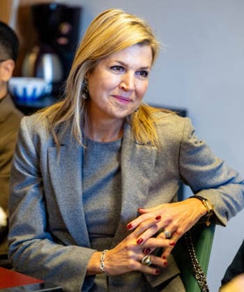 26-02-2026 Amsterdam Queen Maxima visited the Takecarebnb Foundation, an organization which aims to give refugees awaiting housing a good start in the Netherlands, in Amsterdam. Â  Copyright: xPPEx