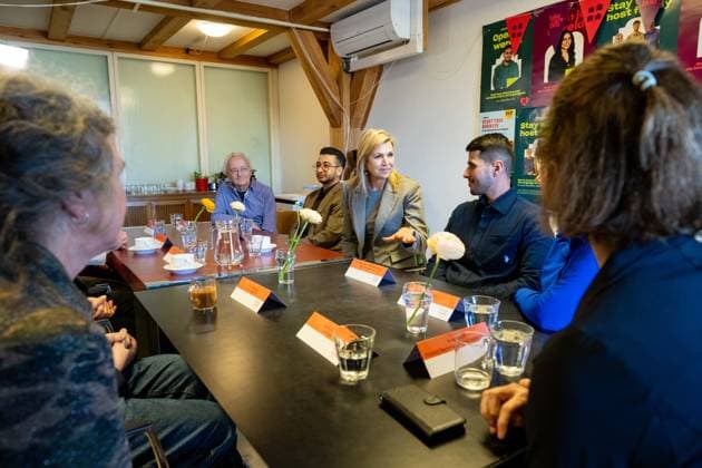 26-02-2026 Amsterdam Queen Maxima visited the Takecarebnb Foundation, an organization which aims to give refugees awaiting housing a good start in the Netherlands, in Amsterdam. Â  Copyright: xPPEx