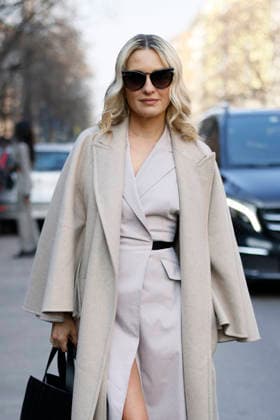 Max Mara - Guest arrivals - Milan Fashion Week - Womenswear Fall Winter 2026 2027 MILAN, ITALY - FEBRUARY 26: Carolina Crescentini arrives to Max Mara show during the Milan Fashion Week - Womenswear Fall Winter 2026 2027 on February 26, 2026 in Milan, Italy. Photo by Marco Piovanotto Abacapress.com  Copyright: xPiovanottoxMarco ABACAx