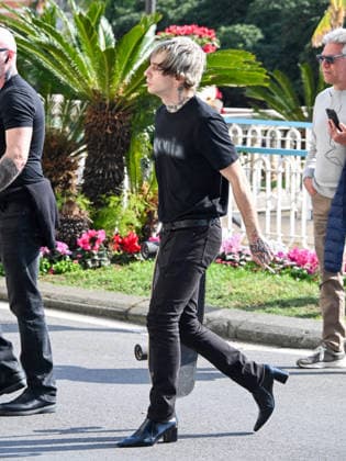 Sanremo, 76th Italian Song Festival -- Day 3 - Pictured: Chiello with a skateboard  Copyright: xManuelexMangiarottix xipa-agency.netx xPoolxSanremox02x IPA_Agency_IPA72047882