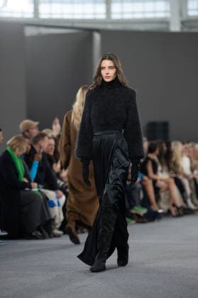 Milano Fashion Week - Women F W 26-27 Max Mara fashion show Catwalk Milan, Italy Milano Fashion Week - Women F W 26-27 Max Mara fashion show Catwalk Milan, Italy 26th February 2026 SGPItalia id 134533_002 * Not Exclusive  Copyright: xJohnnyxDallaxLibera SGPx