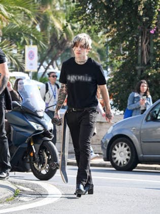 Sanremo, 76th Italian Song Festival -- Day 3 - Pictured: Chiello with a skateboard  Copyright: xManuelexMangiarottix xipa-agency.netx xPoolxSanremox02x IPA_Agency_IPA72047870
