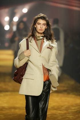 Milan, Milan Women s Fashion Week: Fall Winter 2026 27 - Women s Fashion, Fall Winter 2026 27 - Boss fashion show - catwalk in the photo: Model  Copyright: xRiccardoxGIordanox xipa-agency.netx xRiccardoxGIordanox IPA_Agency_IPA72051100