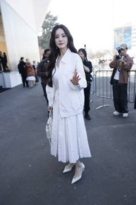 MFW - Prada Outside Yang Mi at the Prada fashion show during the Milan Menswear Fall Winter 2026 2027 Fashion Week on February 26, 2026 in Milan, Italy. Photo by Marco Piovanotto ABACAPRESS.COM Milan Italy  Copyright: xPiovanottoxMarco ABACAx