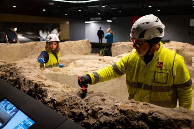 February 26, 2026, Rome, Rm, Italy: Visitors passing through the Colosseo Ã¢â‚¬ Fori Imperiali Metro C station can witness firsthand the restoration in progress of the artifacts exhibited in the museum station. Restorers are working in particular on the private bathhouse, part of a domus dating between the 2nd century BC and the fire of 64 AD that occurred under Emperor Nero. Rome Italy - ZUMAg256 20260226_znp_g256_004 Copyright: xMarcoxDixGianvitox
