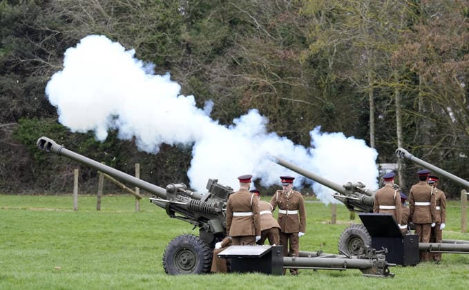 King Charles visits the Royal Regiment of Artillery King Charles visits the Royal Regiment of Artillery at Baker Barracks, Emsworth, Hampshire. Picture date: Thursday February 26, 2026., UK, on the 26th February 2026. Picture by Andrew Matthews WPA-Pool Emsworth Baker Barracks Hampshire United Kingdom 