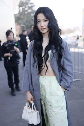 MFW - Prada Outside Kim Tae-ri at the Prada fashion show during the Milan Womenswear Fall Winter 2026 2027 Fashion Week on February 26, 2026 in Milan, Italy. Photo by Marco Piovanotto ABACAPRESS.COM Milan Italy  Copyright: xPiovanottoxMarco ABACAx