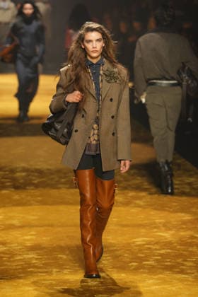 Milano Fashion Week - Women F W 26-27 Boss Men and Women Fashion Show Catwalk Milan, Italy Milano Fashion Week - Women F W 26-27 Boss Men and Women Fashion Show Catwalk Milan, Italy 26th February 2026 SGPItalia id 134535_002 * Not Exclusive  Copyright: xMarcoxErbax