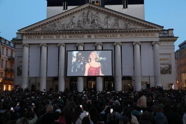 a world premiere of Angele s new song and music video, Thursday 26 February 2026, in Brussels, The video is broadcasted at La Monnaie De Munt Royal opera building at the Place de la Monnaie Muntplein, in Brussels.  BENOITxDOPPAGNE 165433029